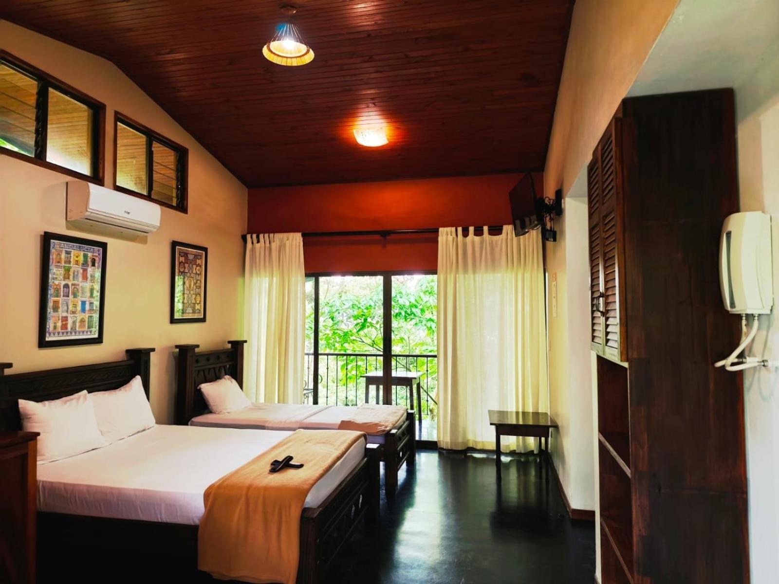 Avita Lodge Quesada  Dış mekan fotoğraf