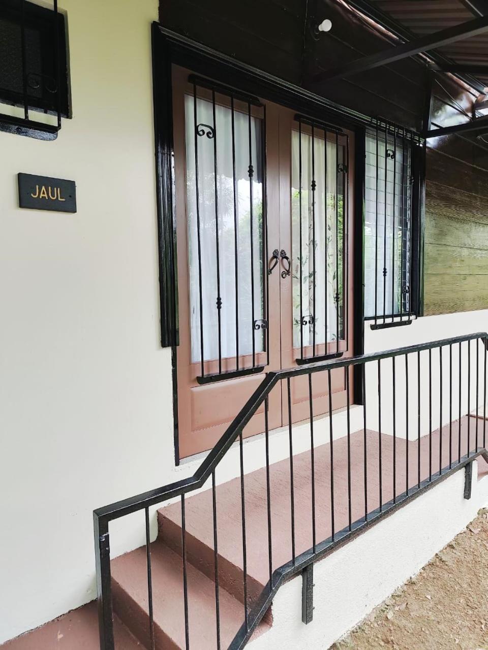 Avita Lodge Quesada  Dış mekan fotoğraf